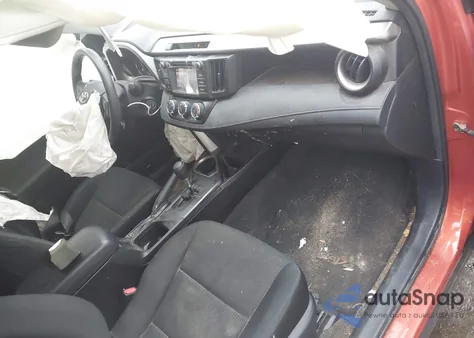 2016 Toyota Rav4 Le z USA, uszkodzony, nr VIN JTMBFREV0GJ094353